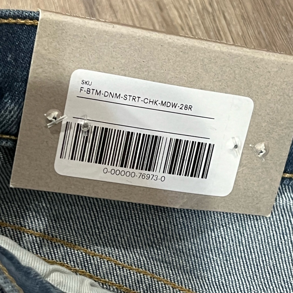 NWT Size 28 Everlane Straight Fit The Original Cheeky Jean High Rise Low Stretch - Picture 6 of 10